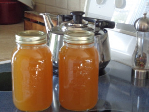 Good day! 8 cups of vegetable broth, canned in mason jars and ready to drink! And really yummy stuff because I have, of course, tasted it already. :) I find that it’s very useful having it already in mason jars long in advance. So I made it earlier this week. 
-Chantal