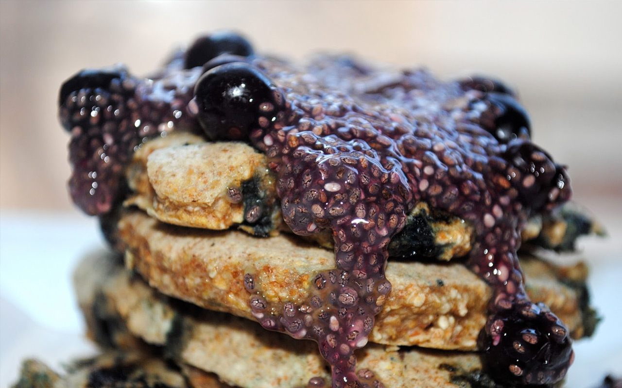 bluberry-chia-pancakes
